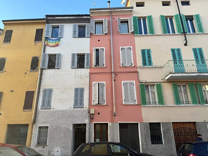 Appartamento bilocale in vendita in Via Aurelio Saffi, Parma