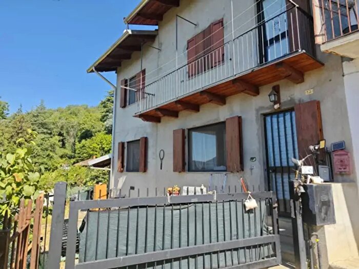 Casa quadrilocale in vendita in Ronco Biellese