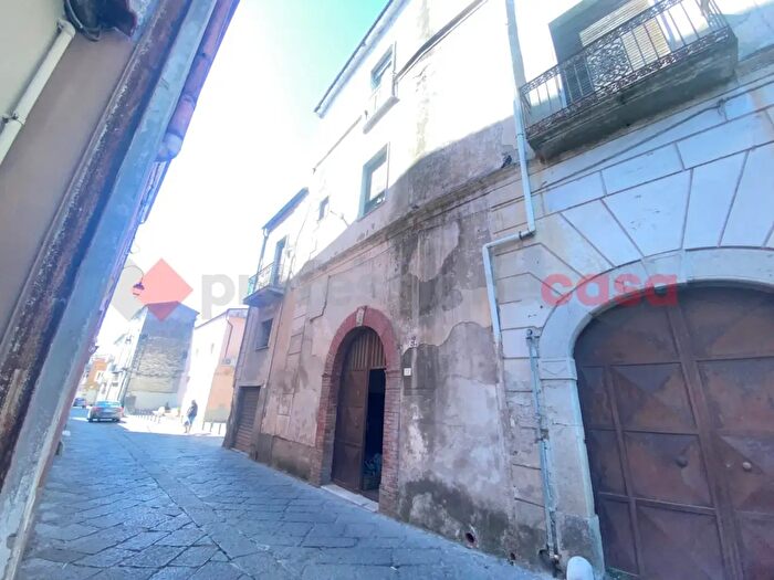 Case in Vendita e in Affitto - 3