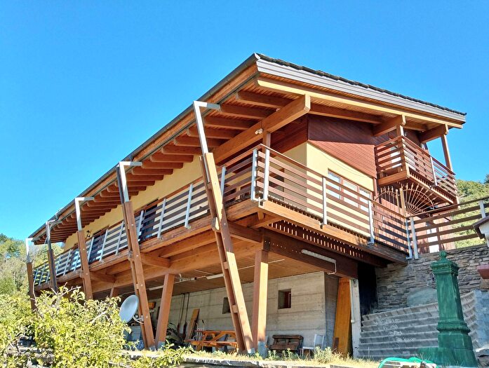 Casa con 10 locali in vendita in Fraz Plane, Nus