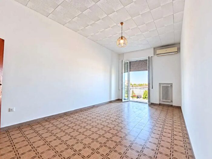 Appartamento con 6 locali in vendita in Via Daniele Felici, Santarcangelo Di Romagna