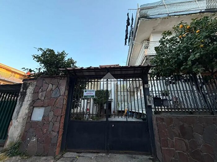 Appartamento trilocale in vendita in Via Pasquale Pezzullo, Grumo Nevano