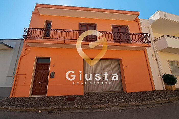 Casa quadrilocale in vendita in Via Alcide De Gasperi, San Pietro Vernotico