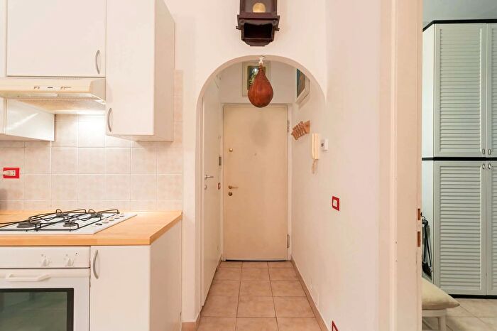 Appartamento monolocale in affitto in Via Lecco, Milano