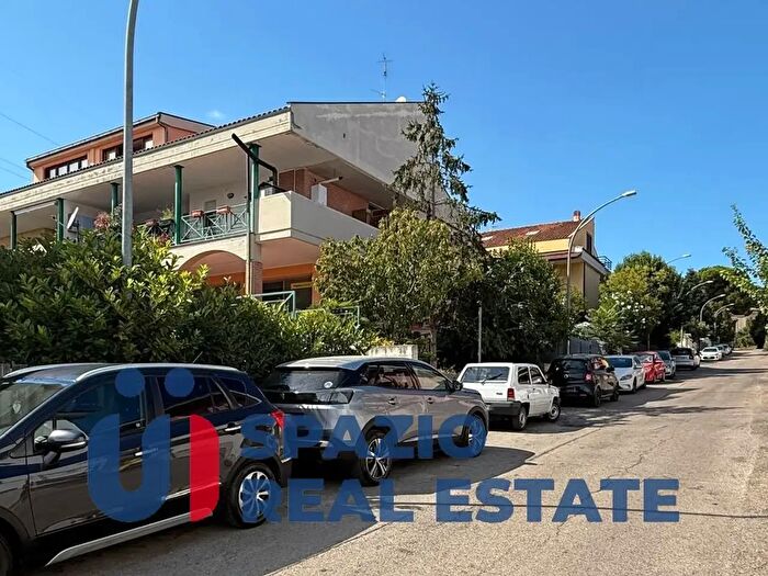 Appartamento con 5 locali in vendita in Via Cilli Vincenzo, Citta' Sant'Angelo