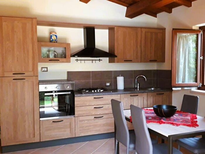 Casa bilocale in affitto in Strada Provinciale Spineto, Roccantica