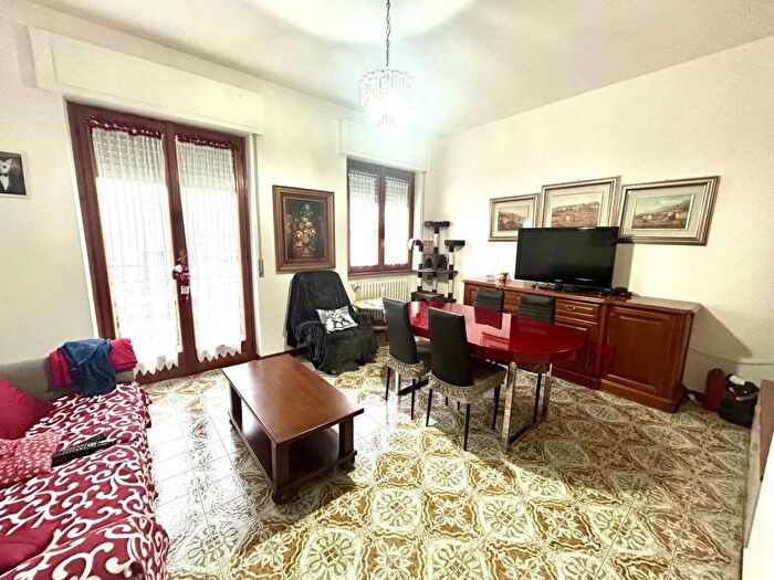 Appartamento in affitto in Via Monte Rotondo, Centro, Lurate Caccivio