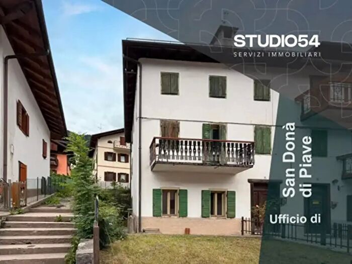 Casa quadrilocale in vendita in Via Cella, Auronzo Di Cadore
