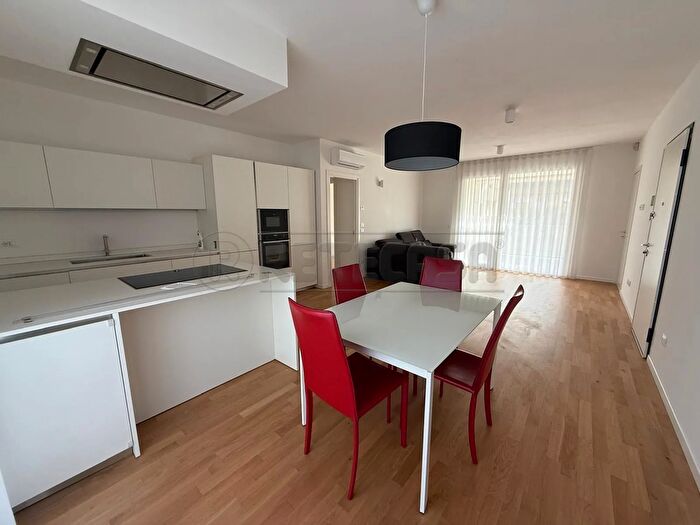 Appartamento con 6 locali in vendita in Arzignano