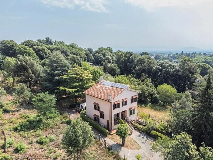 Casa con 8 locali in vendita in Via della Stazione, Bassano Romano