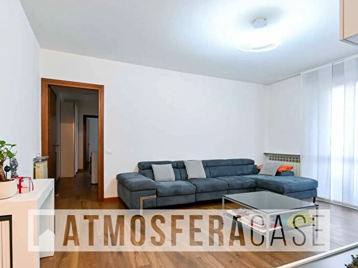 Appartamento trilocale in vendita in Corso Europa a, Seriate