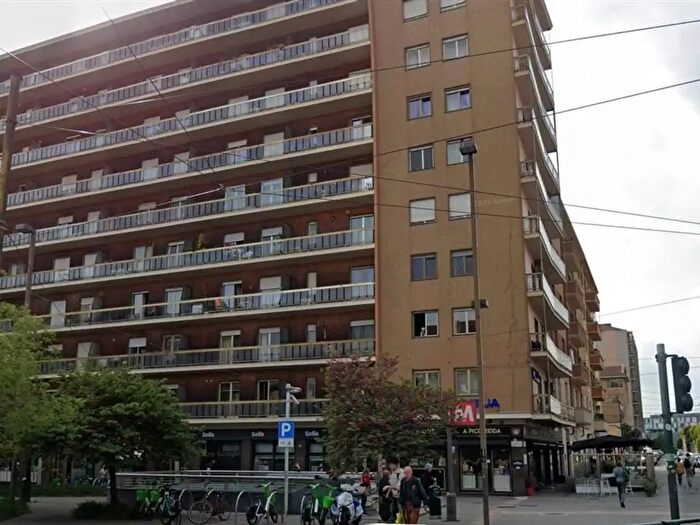 Appartamento con 5 locali in vendita in Piazza Carducci, Torino