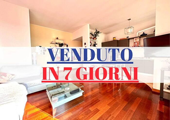 Appartamento trilocale in vendita in Via Amerigo Vespucci Lissone, Lissone