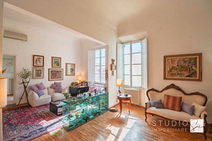 Appartamento con 5 locali in vendita in Piazzetta Piero Calamandrei, Firenze