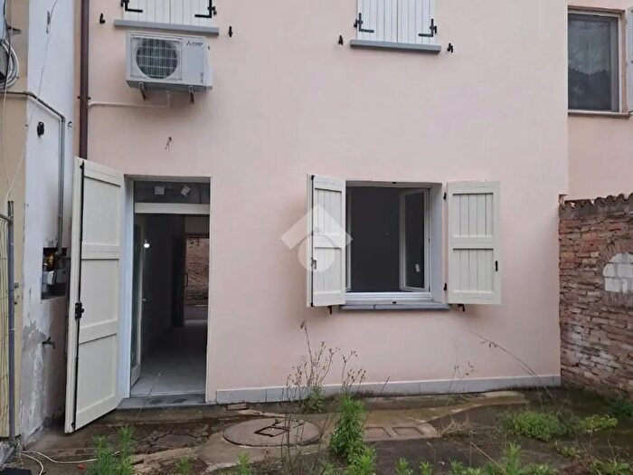 Casa trilocale in vendita in Via Vittorio Veneto, Bagnacavallo