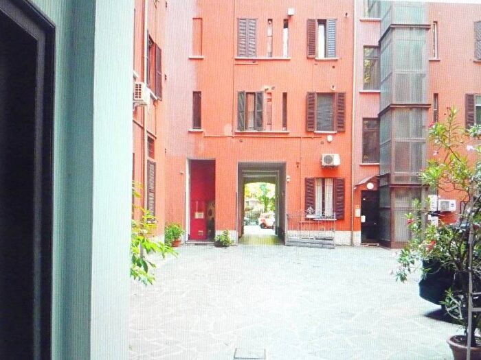 Appartamento bilocale in affitto in Via Correggio, Amendola Buonarroti, Milano