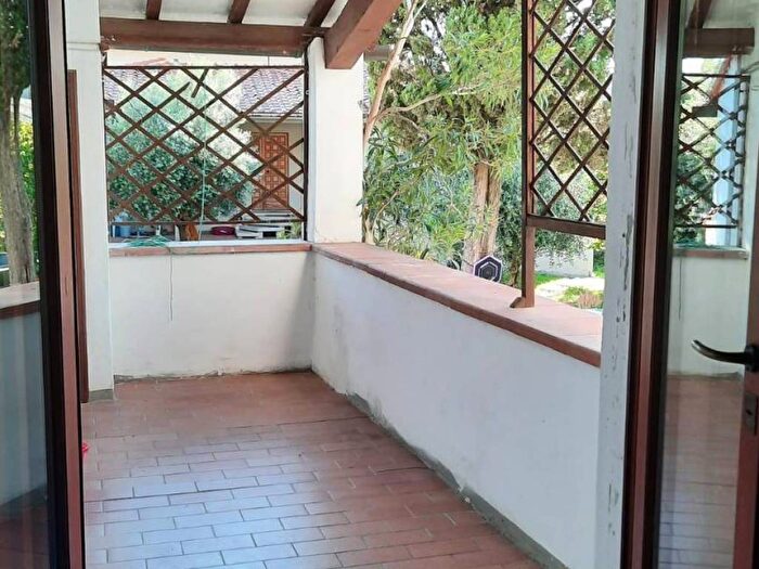 Appartamento quadrilocale in affitto in Pza della Repubblica, Centro, Collesalvetti