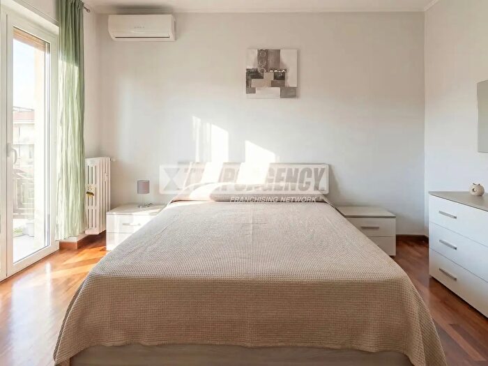 Appartamento bilocale in vendita in Via Garibaldi, Garbagnate Milanese