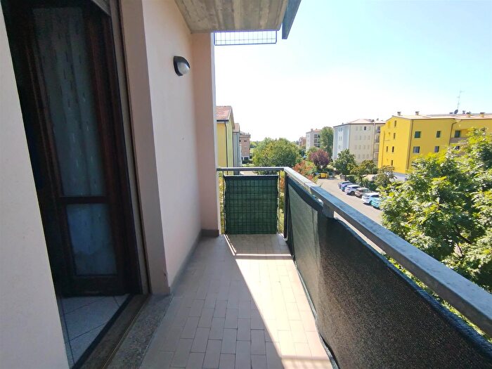 Appartamento trilocale in vendita in Mirandola