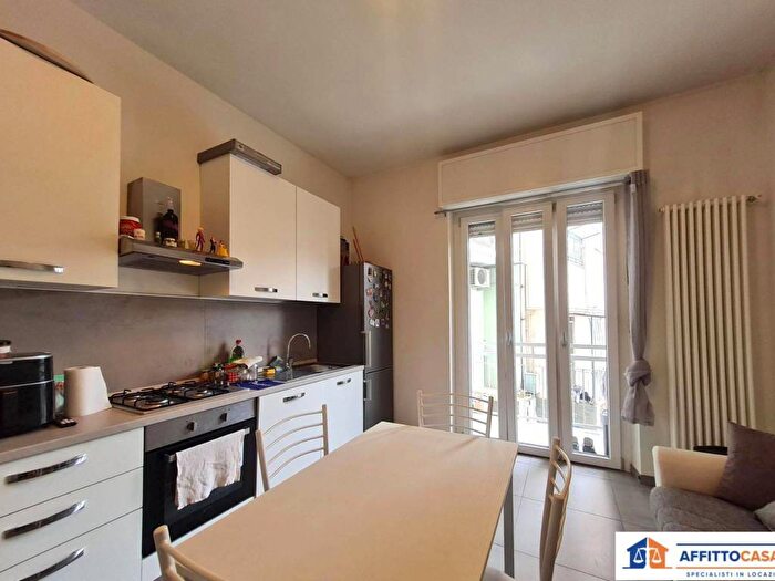 Appartamento trilocale in affitto in Via Sottotenente Giuseppe Chiffi, Centro, Carmagnola