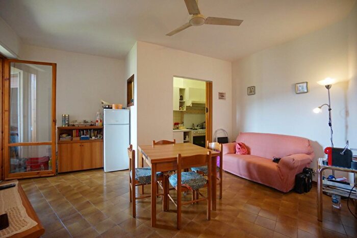 Appartamento trilocale in vendita in Massa