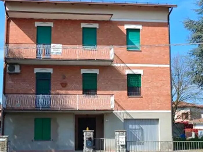 Appartamento con 5 locali in vendita in Via Sinistra Guerro, Castelvetro Di Modena