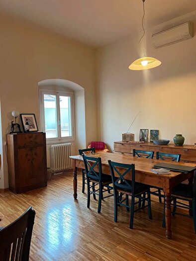 Appartamento con 8 locali in affitto in Firenze, Firenze