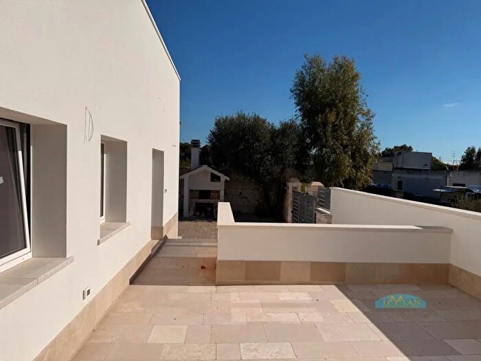 Casa trilocale in vendita in Contrada Parpullo, Villa Castelli