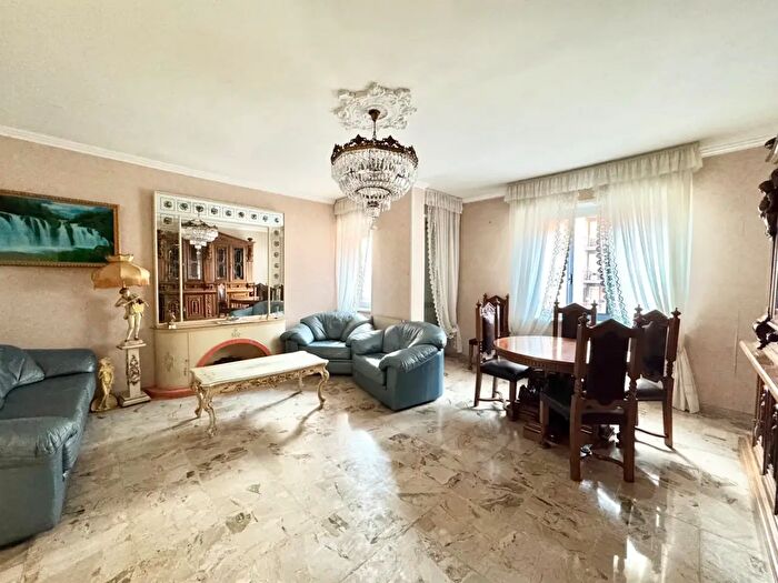 Appartamento con 5 locali in vendita in Via Cuorgnè, Rivoli