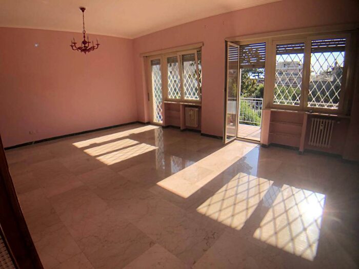 Appartamento quadrilocale in affitto in Città Giardino, Roma