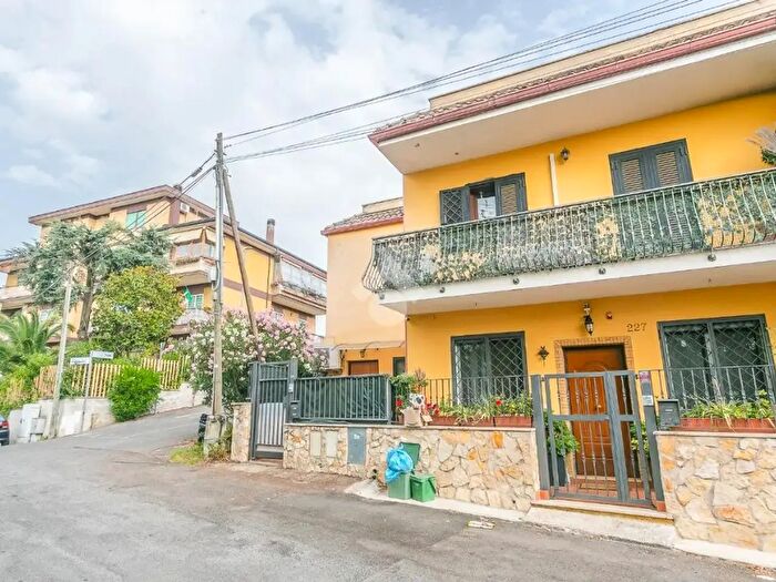Appartamento bilocale in vendita in Via Casilina, Roma