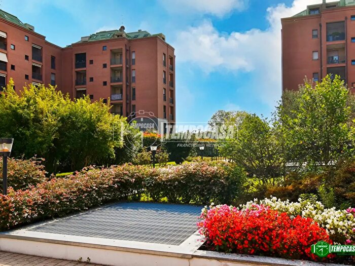 Appartamento bilocale in vendita in Via Guido Rossa, Buccinasco