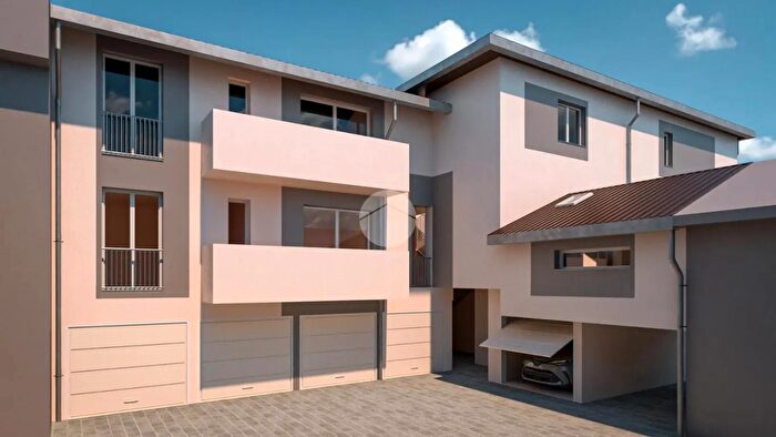 Appartamento trilocale in vendita in Corso Roma, Cesano Maderno