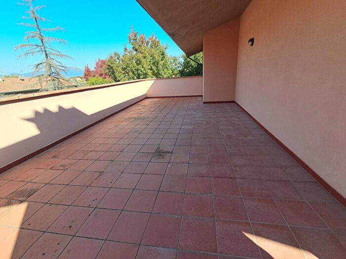 Appartamento con 6 locali in vendita in Iuseppe Giusti, Ponsacco