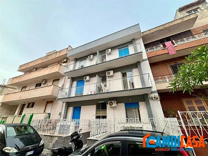 Appartamento trilocale in vendita in Palermo
