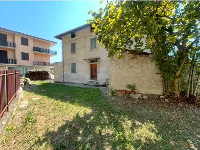 Casa quadrilocale in vendita in Via Magiasca, Ardenno