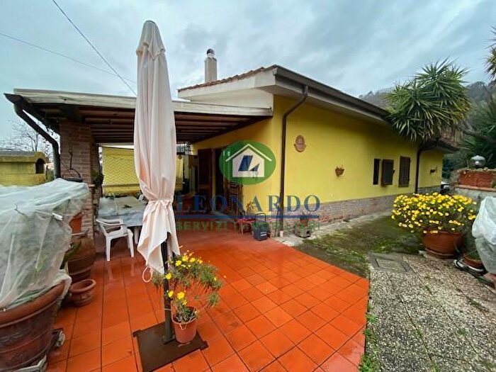 Casa trilocale in vendita in Montecatini Terme