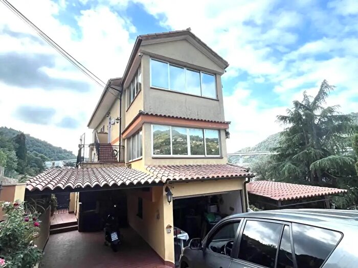 Appartamento quadrilocale in vendita in Camporosso