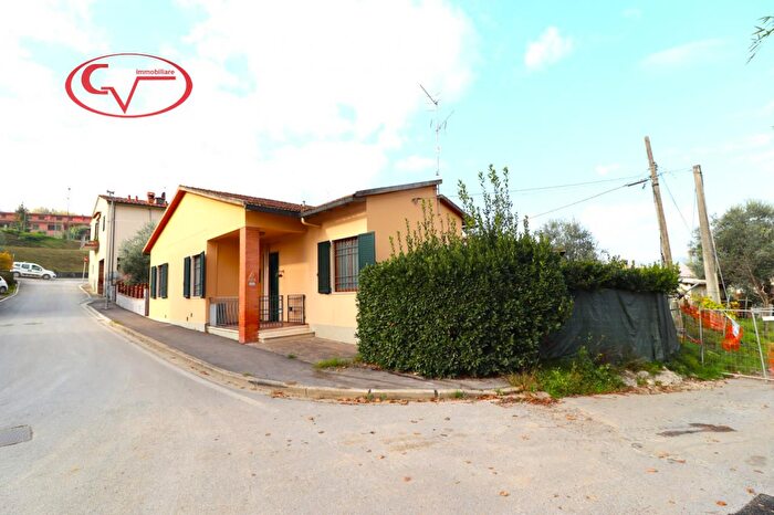 Casa con 5 locali in vendita in Palazzolo, Figline e Incisa Valdarno