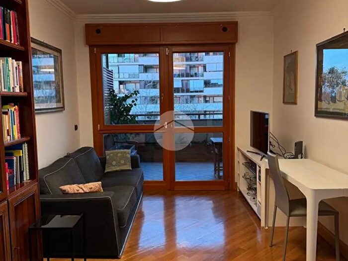 Appartamento bilocale in affitto in Via Amsterdam, Roma