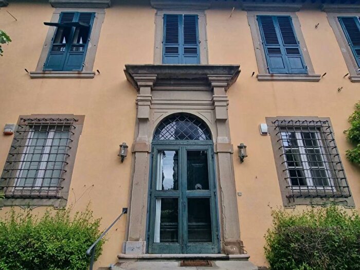 Casa con 6 locali in affitto in Via Vicchio e Paterno, Vicchio Di Rimaggio, Bagno a Ripoli