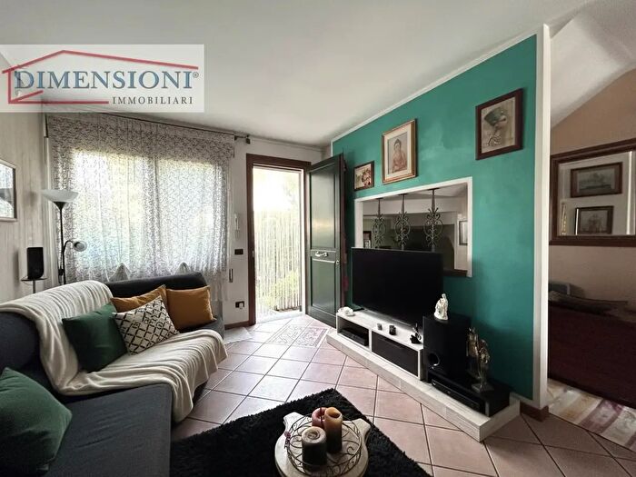 Casa con 5 locali in vendita in Via Braghetta, Limena