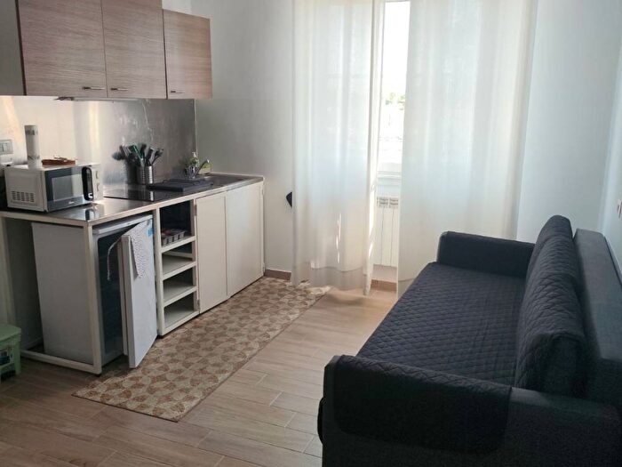 Appartamento bilocale in affitto in Via Giuseppe Ripamonti, Quintosole Chiaravalle, Milano