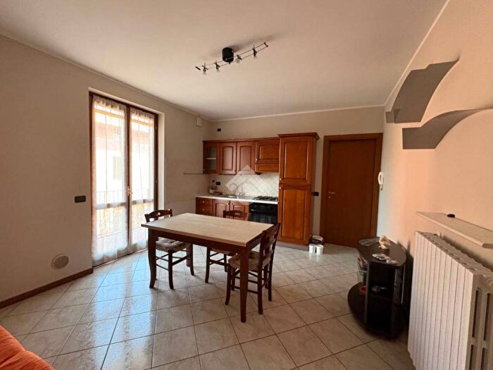 Appartamento bilocale in affitto in Via S Carlo Borromeo, Erbusco