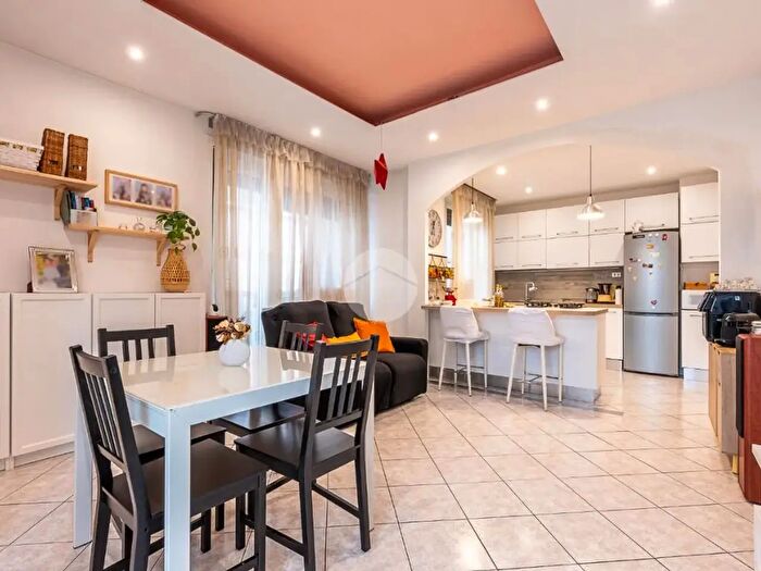 Appartamento trilocale in vendita in Via Enrico Toti, Nichelino