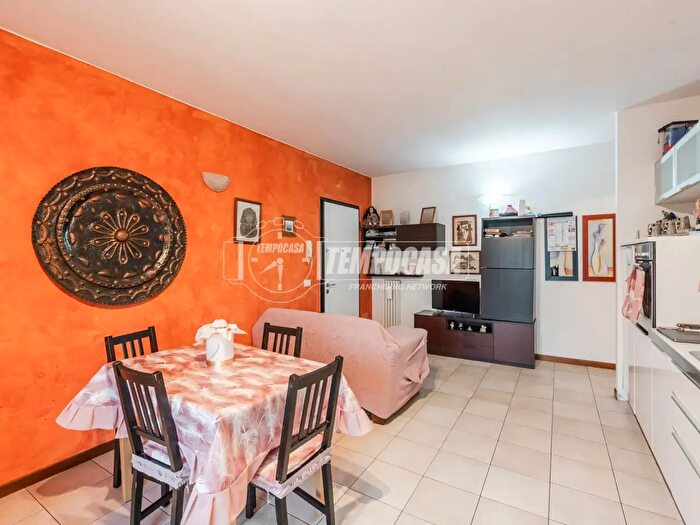 Appartamento bilocale in vendita in Via Bertona, Poviglio