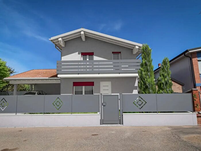 Casa quadrilocale in vendita in Via Strà, Caldiero