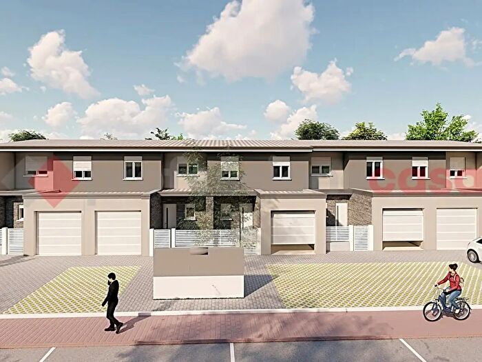 Casa quadrilocale in vendita in Casalgrande