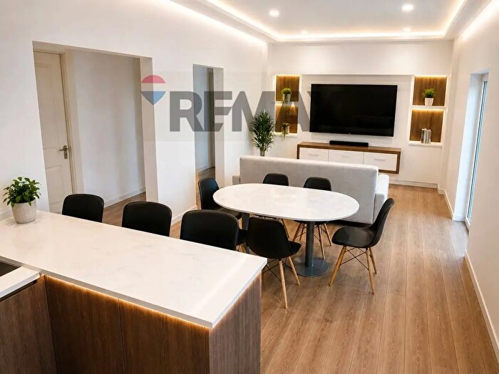 Appartamento trilocale in vendita in Via Risorgimento, Sacrofano