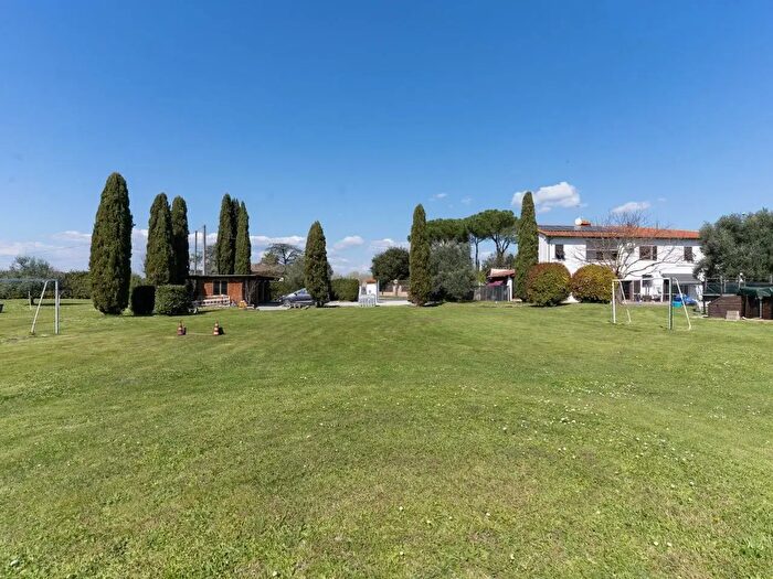 Casa con 6 locali in vendita in a delle Confina, Santa Croce SullArno
